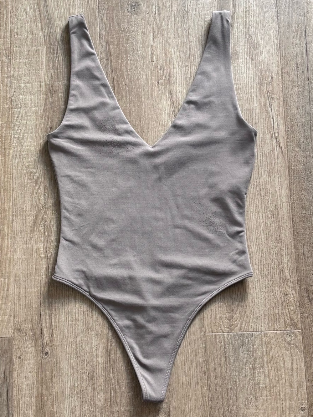 Babaton Contour V-Neck Bodysuit in Taupe